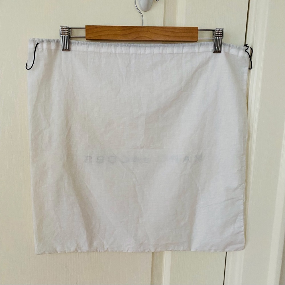 Marc Jacobs Medium & Large Size White Dust Bags 12'' X13.25'', 18.25'' x 19'' - Picture 9 of 11